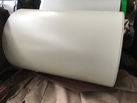 Rolo de aço revestido de cor pré-pintado 600 mm-1250 mm com resistência à corrosão