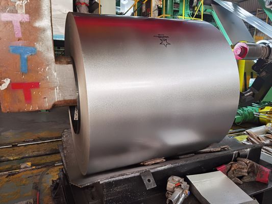 Fabricante de bobinas de alumínio revestidas de cor duráveis com resistência à tração de 150-550Mpa